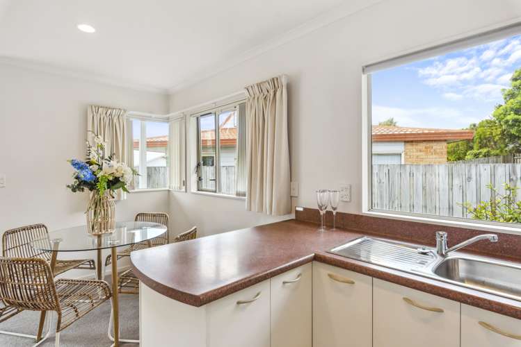 15/17 Redwood Close Paraparaumu_6