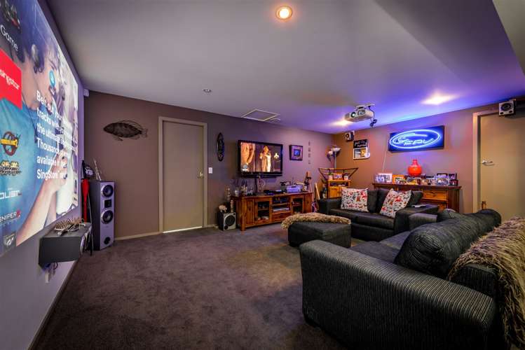 1 Lookout Drive Laingholm_21