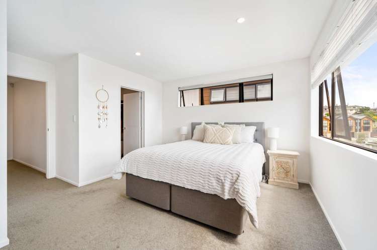 62 Seafarer Crescent Stanmore Bay_15