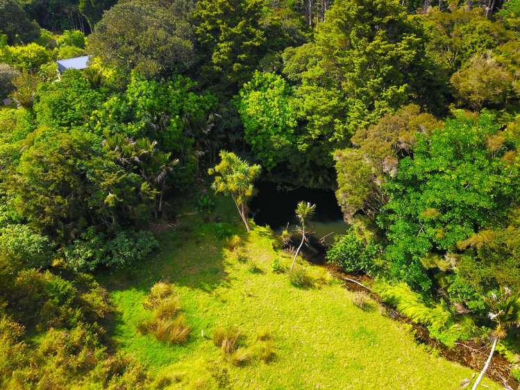 153 Champion Road Kaingaroa_16