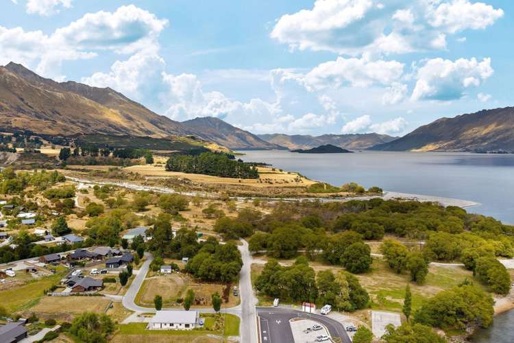 43 Benmore Place Glenorchy_31