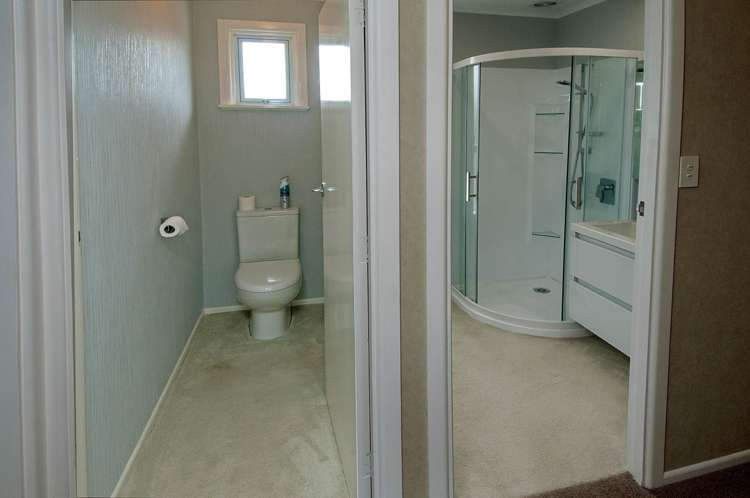 9 Edgerton Road Te Atatu Peninsula_13