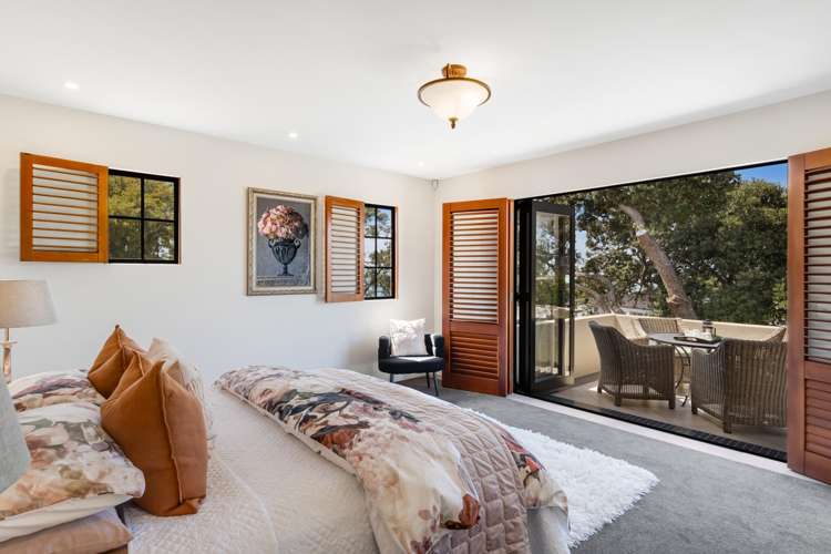 2 Glenoaks Rise Mellons Bay_39