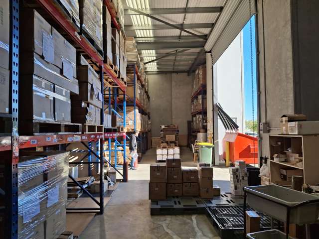 4/11 Orbit Drive Rosedale_4