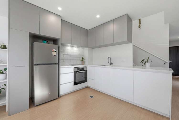 644B Massey Road Mangere_15