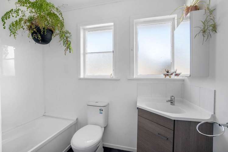 130 Taniwha Street Glen Innes_11