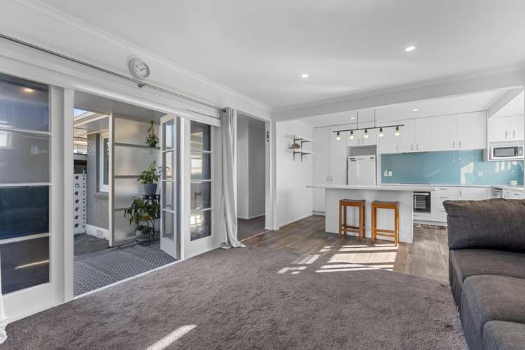 29 Henderson Crescent_4