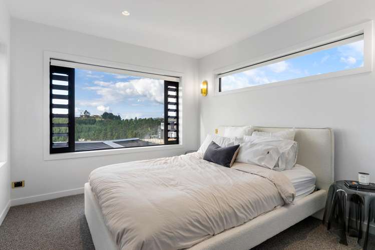 12 Grand Ridge Avenue Flat Bush_13