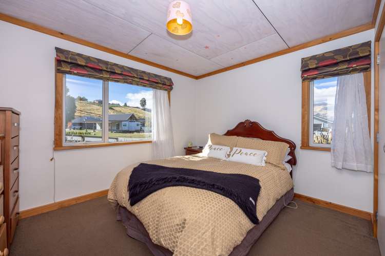 26 Hewson Crescent Lake Hawea_10