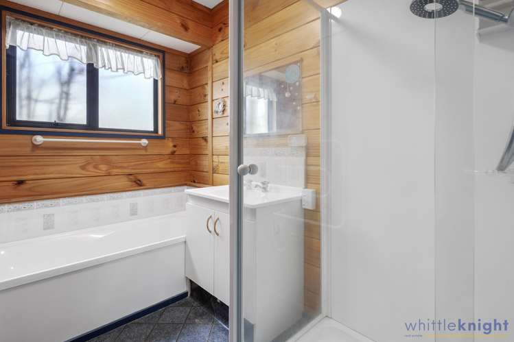 5 Devon Crescent Darfield_12