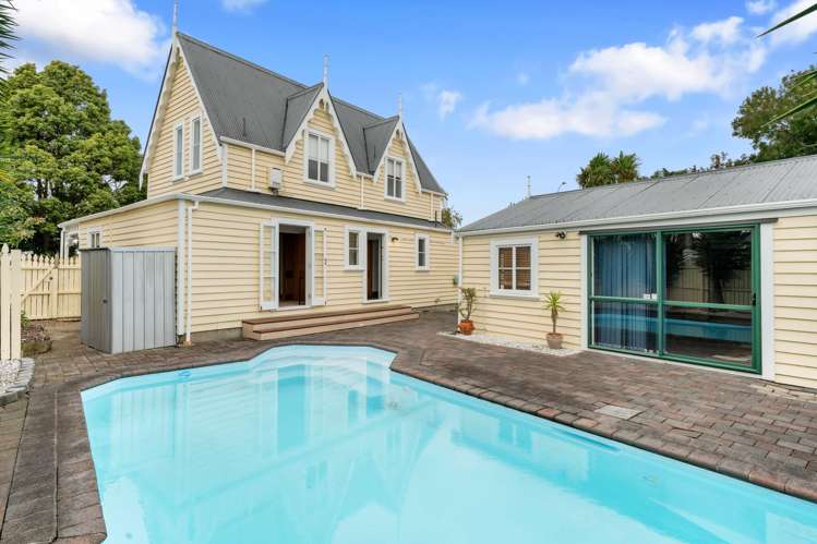 2 Brylee Drive Conifer Grove_33