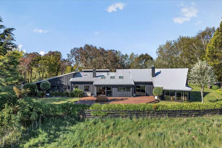 1080 Mapara Road Whakaipo Bay_2