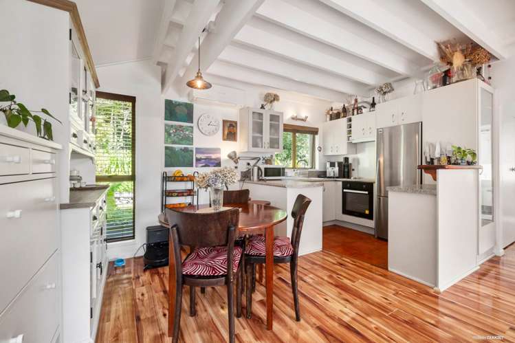 2/1 Mulberry Place_4