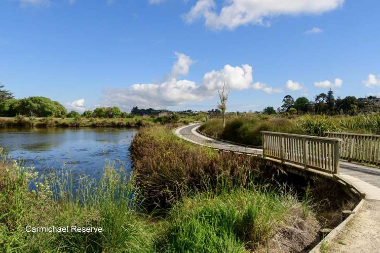 57 St Pauls Drive Brookfield_23