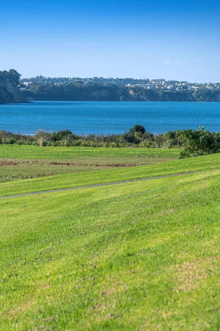 1 Taemai Place, Weiti Bay Okura_23