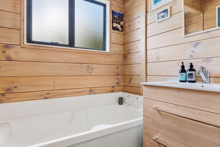 58 Courage Road Amberley_13