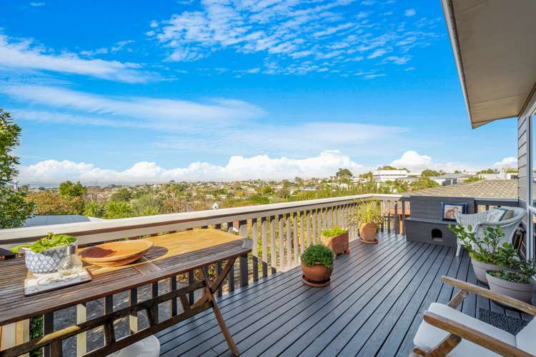 67a Polkinghorne Drive Manly_2