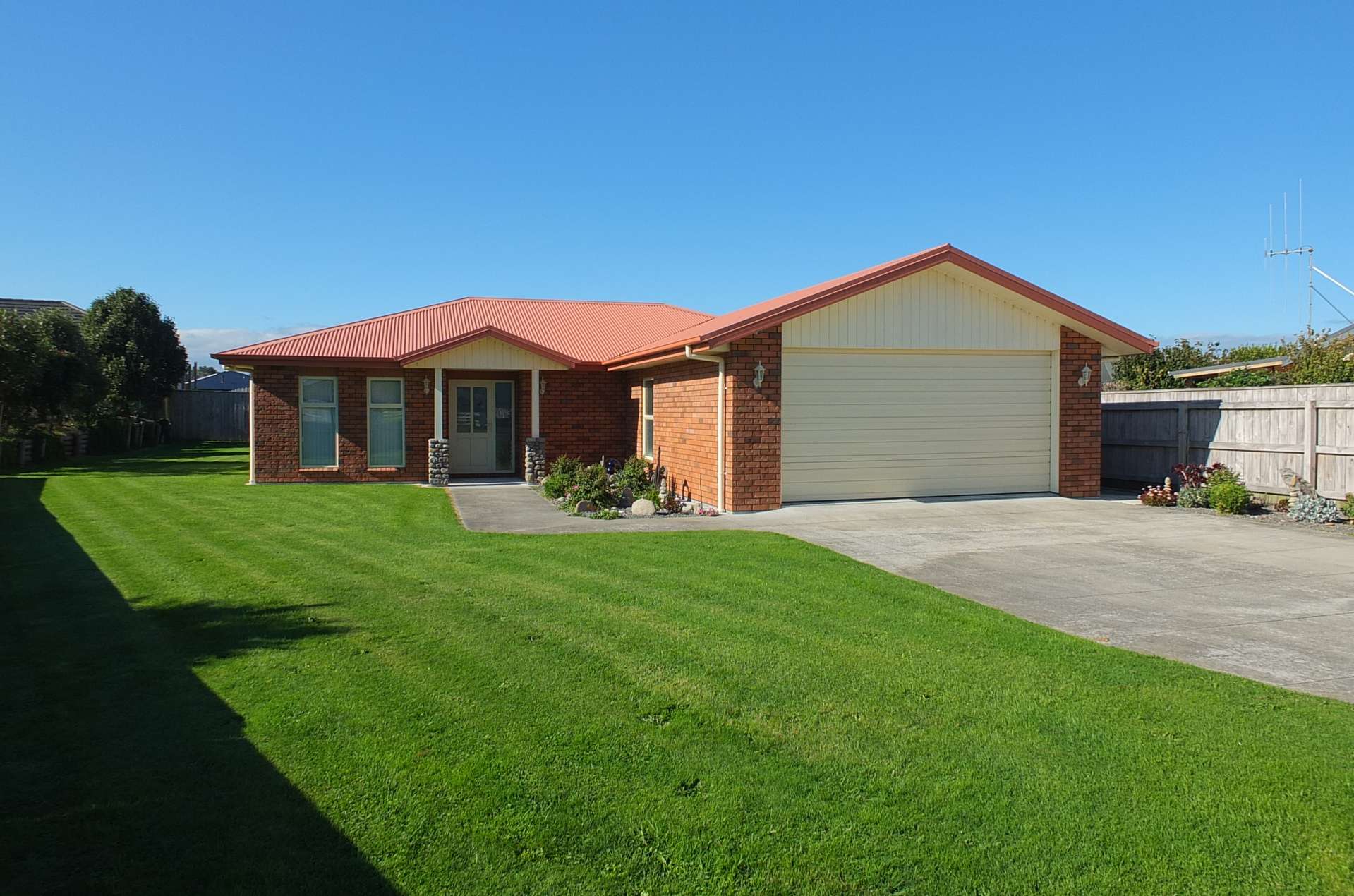 8 Teppett Place Foxton Beach_0