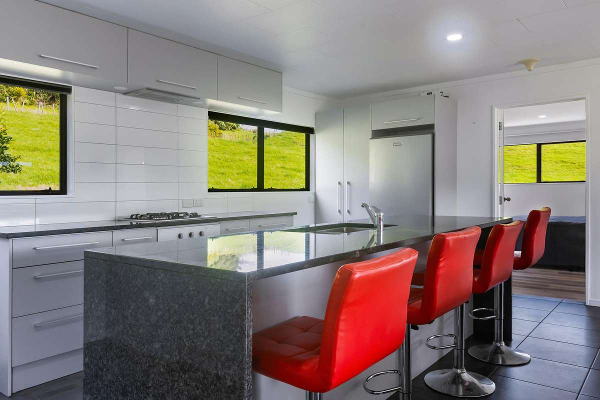 702 Backriver Road_4