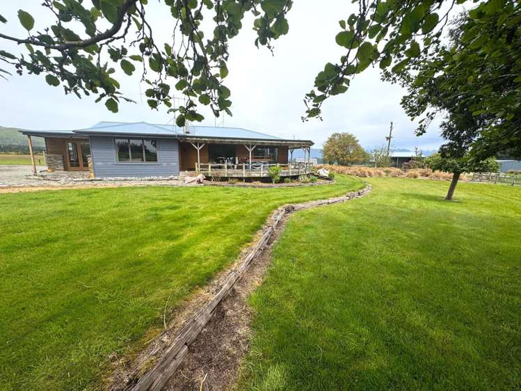 1148 Blackmount Redcliff Road Whare Creek_11