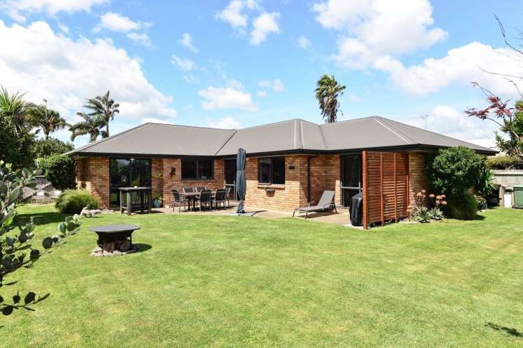 5 Merlot Place Rototuna_1