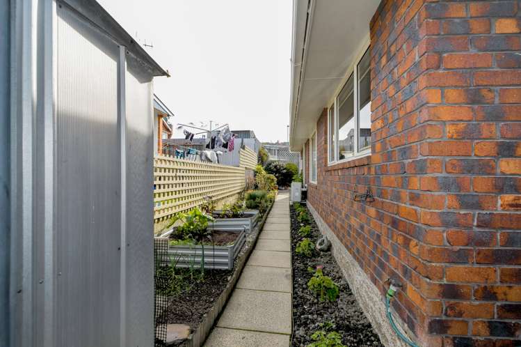 37d Eastbourne Street Caversham_15