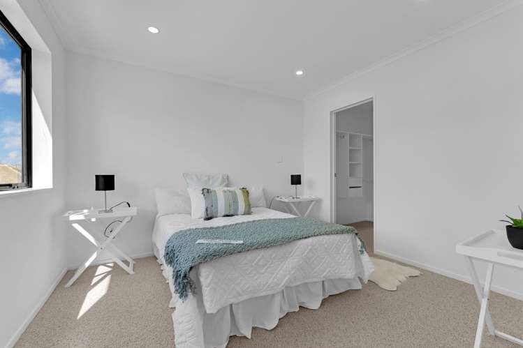 8B Gardiner Grove Mangere East_17