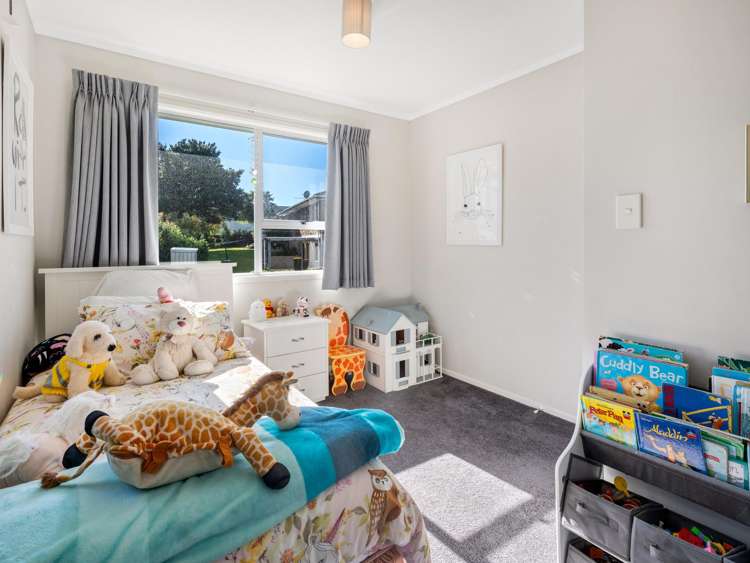 22 Jandell Crescent Bucklands Beach_16