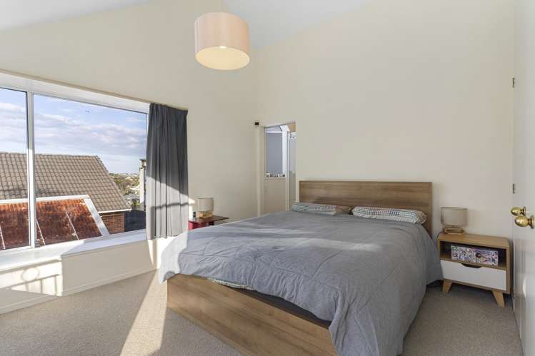 38 & 38A Te Arawa Street Orakei_22