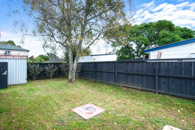 2/17 Glen Road Ranui_7