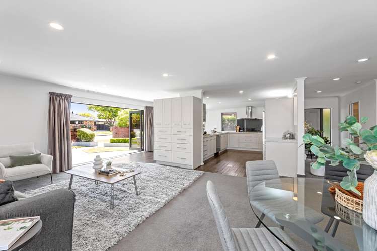 6 Robalan Place Redwoodtown_6