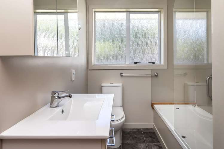 50 Jennifer Street Bryndwr_9