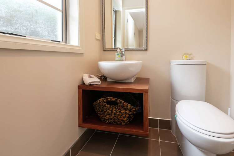 1a Gracechurch Drive Flat Bush_37