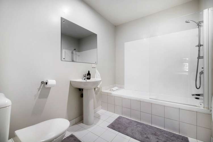 14a Mckerrow Place Fernhill/Sunshine Bay_14