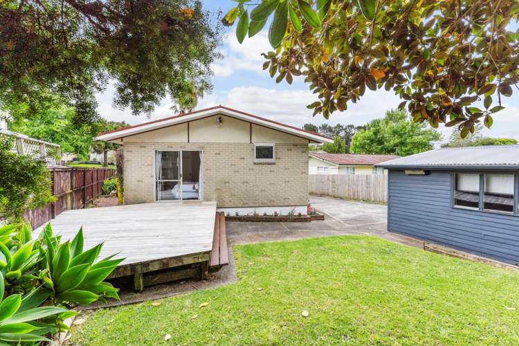 16 Staincross Street_1