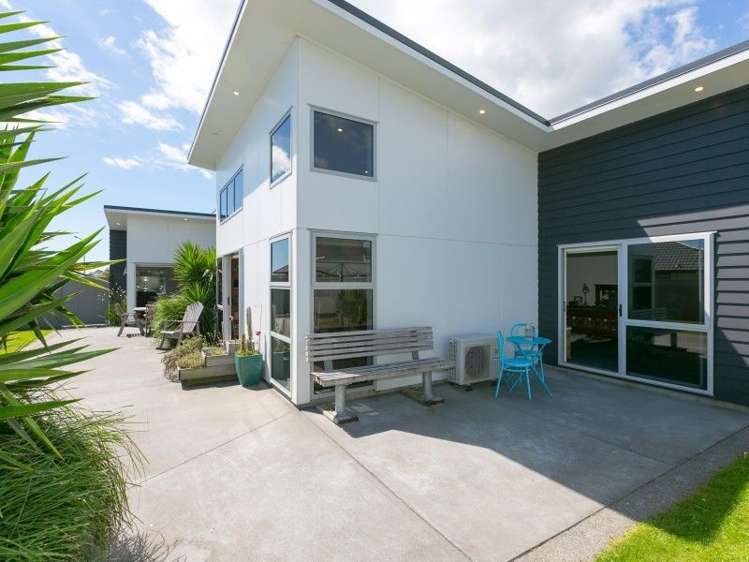 47 Links Drive Waiwhakaiho_34