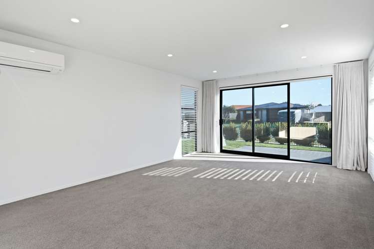 15 Burrow Street Rolleston_9