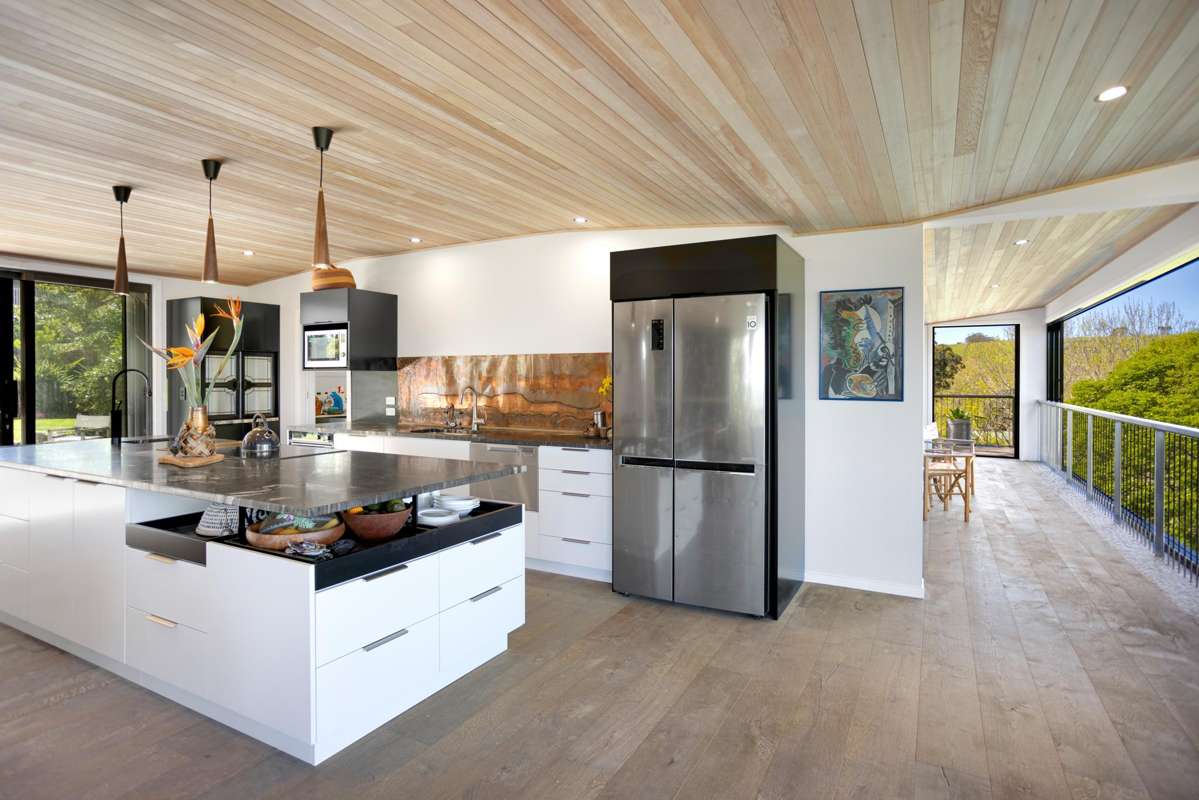 Island Living Moturoa Island_3