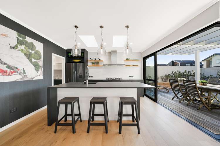 2 Kira Road Flat Bush_6