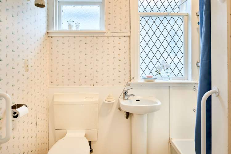 246 Muritai Road Eastbourne_14