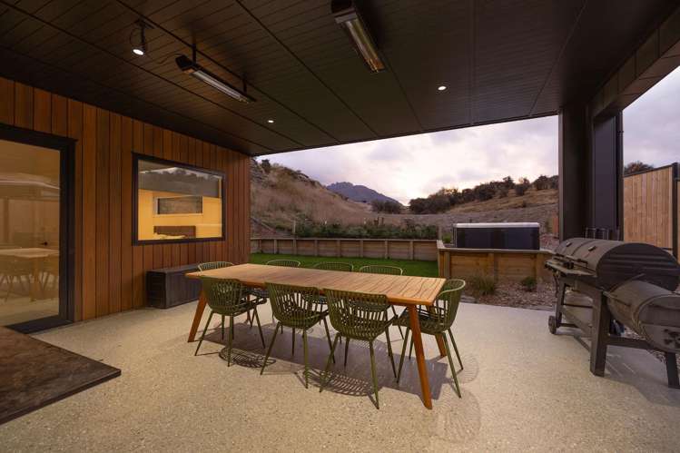 34 Friesian Close Jacks Point_12