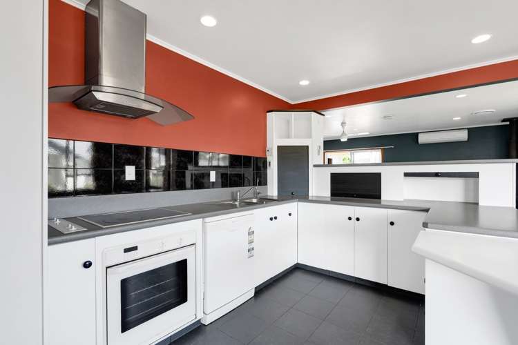 32 Dieffenbach Street Opunake_10