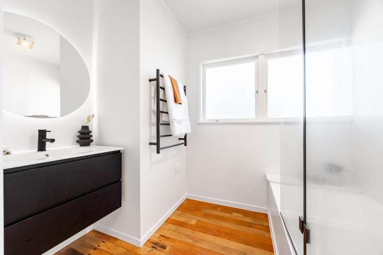15 Hellyers Street Birkdale_14