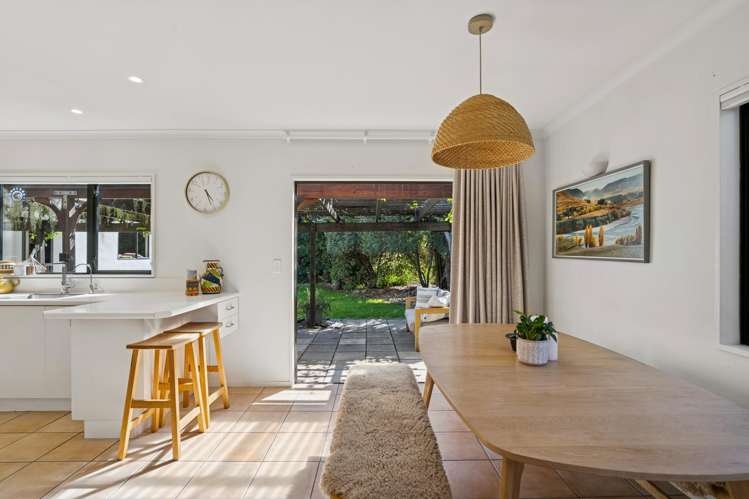 85 Lagoon Avenue Albert Town_5