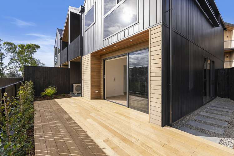 4/51 Taipari Road Te Atatu Peninsula_23