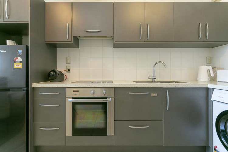 21/300 Lake Terrace Taupo_9