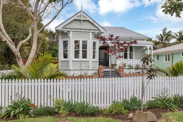 30 First Avenue Avenues_20