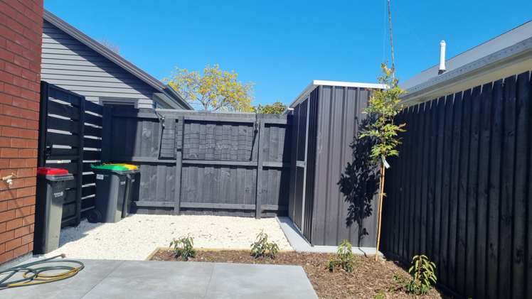 2/11 Halliwell Avenue 1505_8