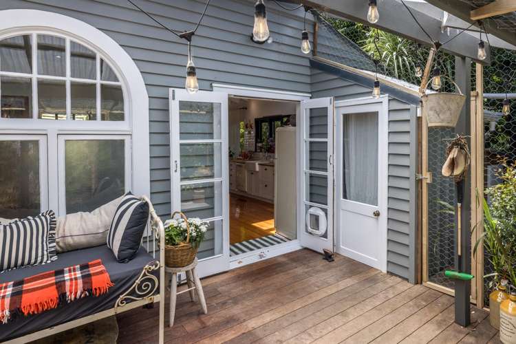 12 Waiata Road Onetangi_11