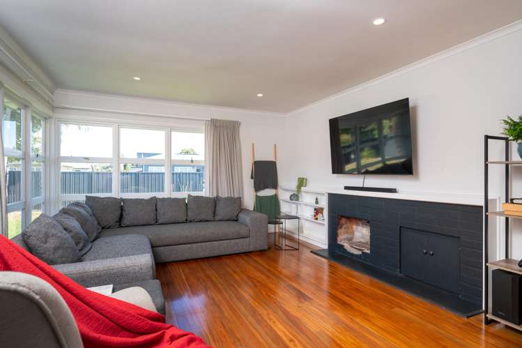 12 Flanders Avenue Onekawa_5